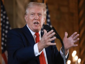 马斯克回应特朗普:我愿意效劳