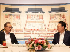 韩媒:尹锡悦与韩国前总统李明博共进晚餐,“两人时隔一年再度相会”