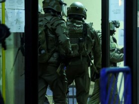 德国警方又逮捕一人 正在调查其是否与持刀袭击事件有关