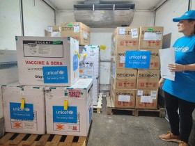 约126万剂脊髓灰质炎疫苗已运抵加沙地带