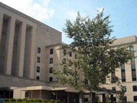 日媒:美国外交特朗普色彩加深 国务院或被架空