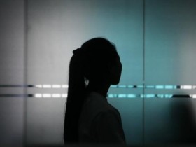 女警向12年家暴宣战:拿到人身保护令 准备离婚