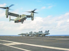 美日航母在南海演练反潜防空 美媒称针对中国核潜艇