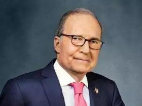 一个“马屁精”任白宫重臣 立即打响对华贸易嘴仗