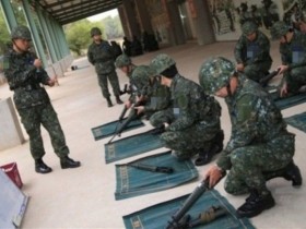 台男计划高中毕业就入伍:10年可存450万 到时买房